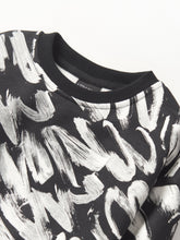 Load image into Gallery viewer, Brush Stroke Crewneck - Black

