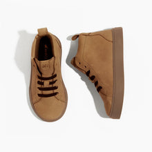 Load image into Gallery viewer, Weathered Brown Leon Sneaker
