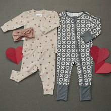Load image into Gallery viewer, Hearts Two-piece Cozy Set
