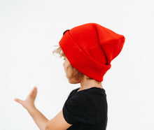 Load image into Gallery viewer, BAMBOO CUFF BEANIE- Red
