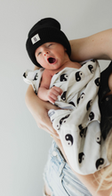 Load image into Gallery viewer, Black &amp; White Yin Yang | Muslin Swaddle

