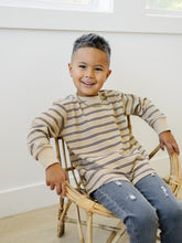 Load image into Gallery viewer, Ozzy Long Sleeve
