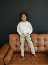 Load image into Gallery viewer, Charlie Jeans
