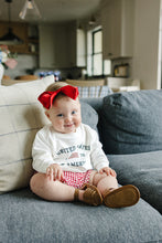 Load image into Gallery viewer, United States Crew Neck
