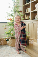 Load image into Gallery viewer, Christmas Plaid Bamboo Fleece Quilt
