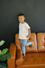 Load image into Gallery viewer, Parker Jeans
